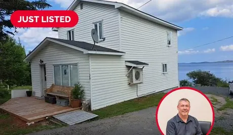 A new-listing post (photo part)